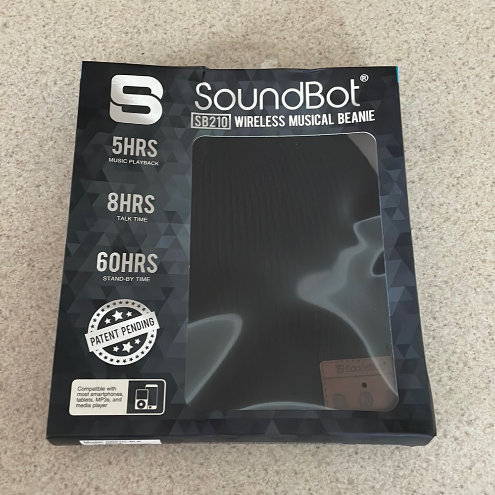 SoundBot Wireless Musical Beanie